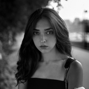 Headshot of Kavita Desai